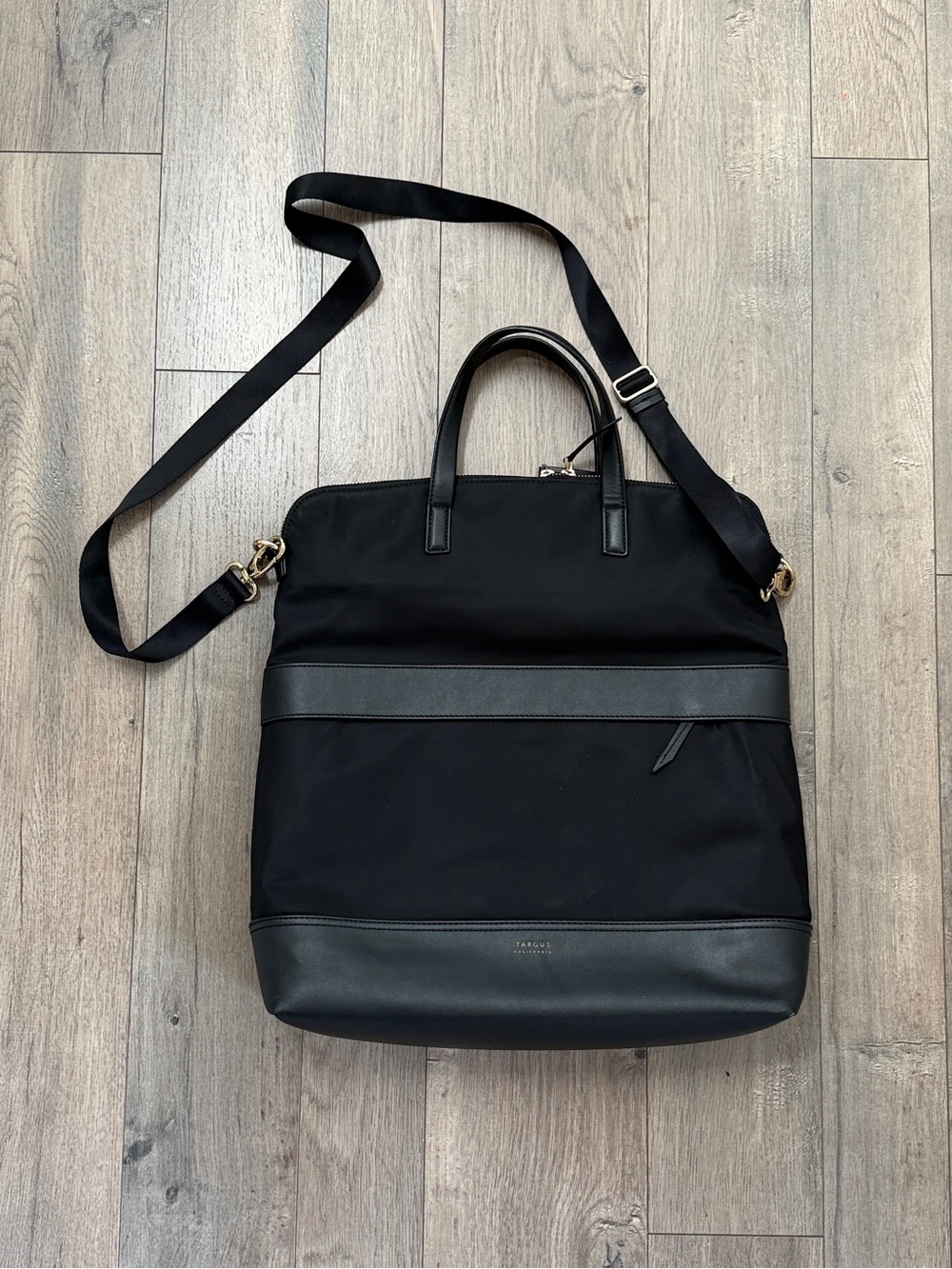 Targus Newport Convertible Tote Crossbody Bag
